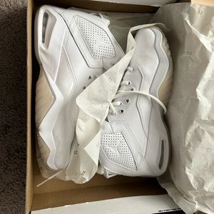 Jordan B’Loyal (GS) size 5.5Y